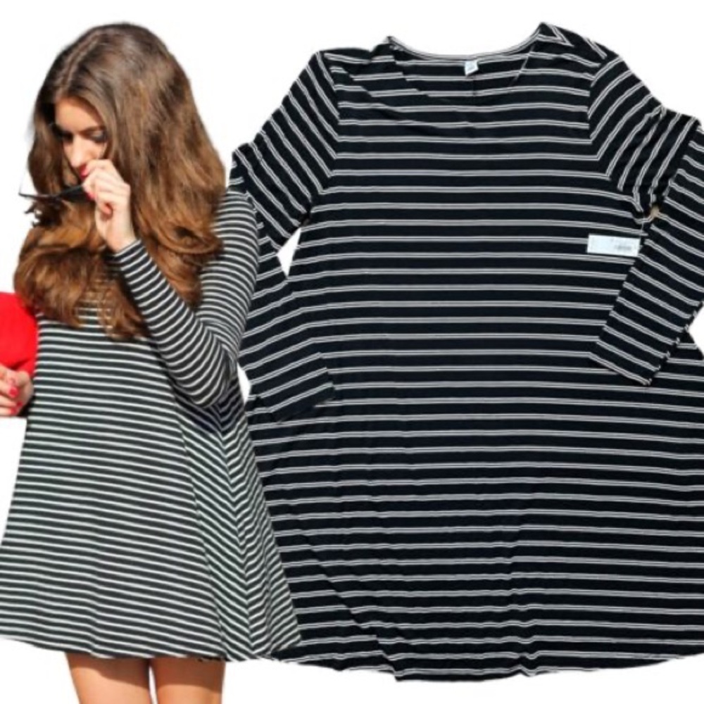 Old Navy|Women|A-Line Mini Dress |White Black Striped|Long Sleeve|Stretch